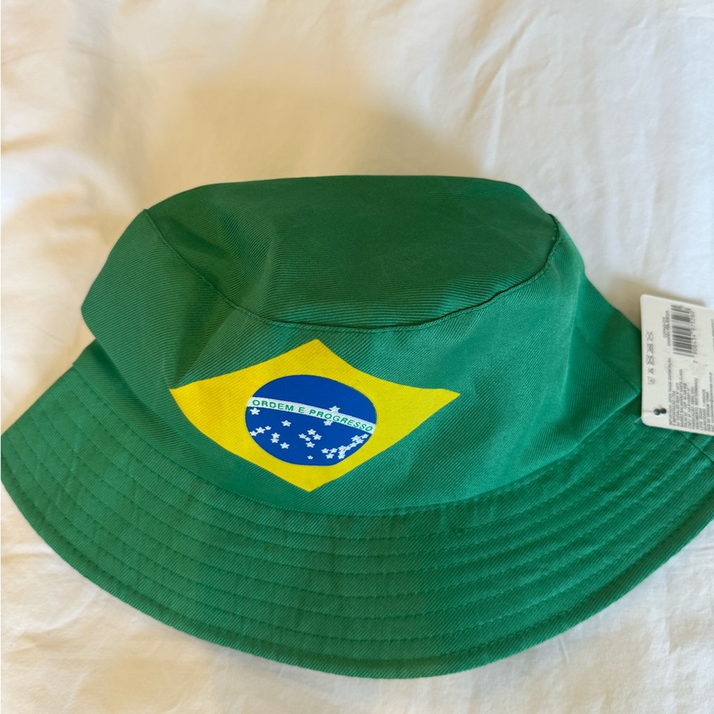 Brazilian bucket hat